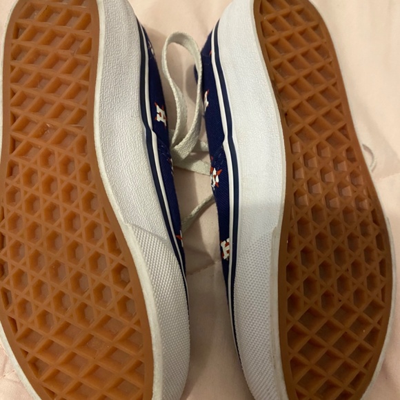 Houston Astros vans - Picture 2 of 2